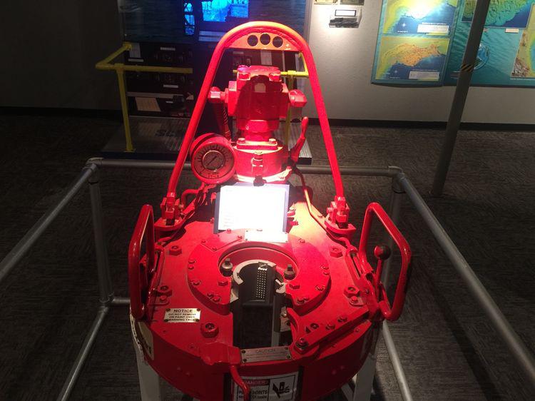 采油勘探鉆井利器之十三：固定不同類形鉆桿、鉆具的抱緊器！