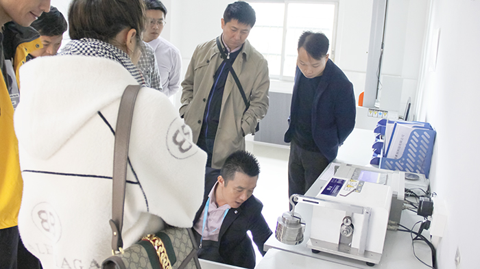 東晟密封件生產車間現場