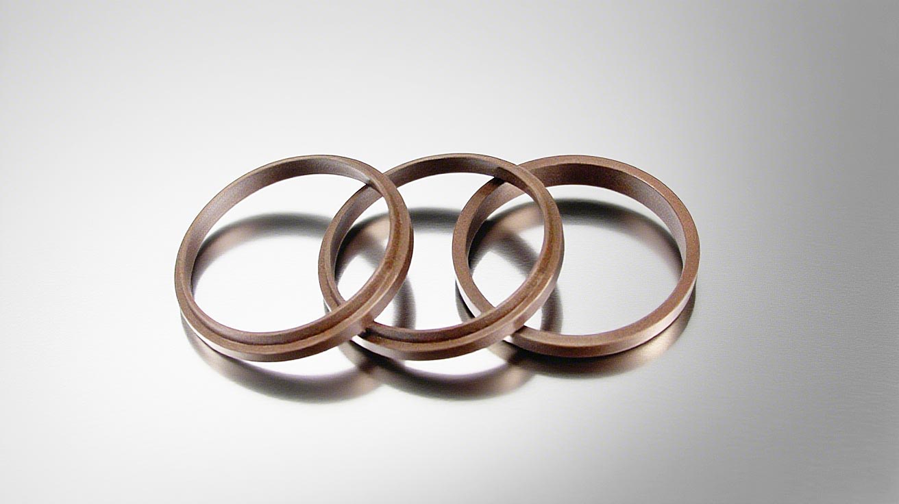 氟橡膠防塵圈dsh---是由氟橡膠密封件材料制成的防塵圈（-防塵密封圈）的一類密封件哦！-(4)2